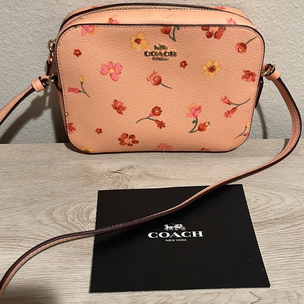 NWT Coach Faded Blush Floral Crossbody, perfect size!